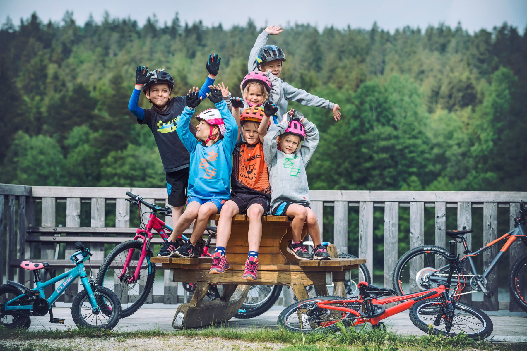 5 причини да вземеш на детето си велосипед вместо смартфон