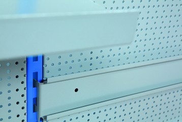 ДЪРЖАЧ ЗА КУТИИ UNIOR HOLDER FOR PLASTIC BOX 1000