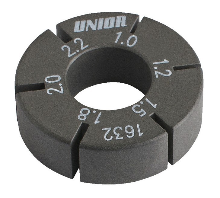 ИНСТРУМЕНТ ЗА СПИЦИ UNIOR FLAT SPOKE HOLDER